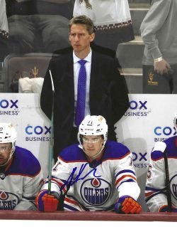 Autographed KRIS KNOBALUCH 8X10 Edmonton Oilers Photo