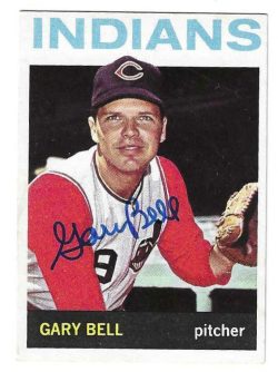 Autographed GARY BELL Cleveland Indians 1964 Topps Card