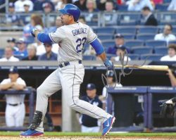 AUTOGRAPHED ADRIAN GONZALEZ 8X10 Los Angeles Dodgers photo