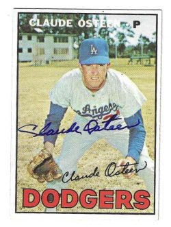 Autographed CLAUDE OSTEEN Los Angeles Dodgers 1967 Topps Card
