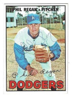 Autographed PHIL REGAN Los Angeles Dodgers 1967 Topps Card