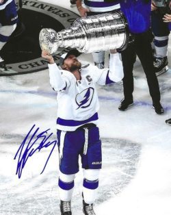 Autographed STEVEN STAMKOS 8x10 Tampa Bay Lightning photo