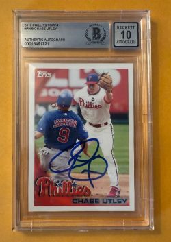 Signed Chase Utley Philadelphia Phillies 2010 Topps Card #PH18 Beckett BAS 10