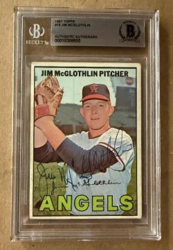 Signed JIM McGLOTHLIN Angels 1967 Topps Card #19 Beckett BAS