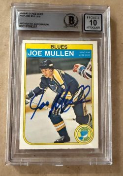 Signed JOE MULLEN St. Louis Blues 1982-83 O-Pee-Chee Card #307 Beckett Slabbed 10