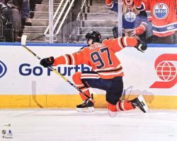 Autographed 16x20 CONNOR MCDAVID Edmonton Oilers Photo JSA