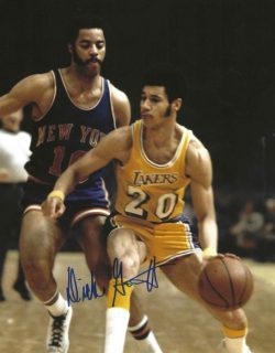 AUTOGRAPHED DICK GARRETT 8X10 Los Angeles Lakers Photo