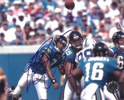 Autographed BYRON LEFTWICH 8X10 Jacksonville Jaguars Photo