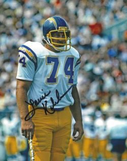 Autographed LOUIE KELCHER 8X10 San Diego Chargers photo
