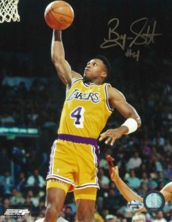 Autographed BYRON SCOTT 8X10 Los Angeles Lakers Photo
