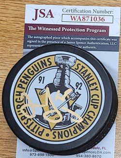 Autographed JAROMIR JAGR Pittsburgh Penguins 1991-92 Stanley Cup Hockey Puck JSA