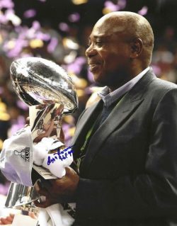 Autographed OZZIE NEWSOME "HOF 99" 8x10 Baltimore Ravens photo