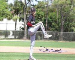 AUTOGRAPHED DASAN HILL 8X10 Minnesota Twins photo