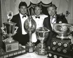 Autographed GLEN SATHER Edmonton Oilers 8x10 photo