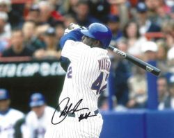 AUTOGRAPHED MO VAUGHN 8x10 New York Mets Photo