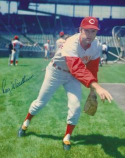 AUTOGRAPHED RAY WASHBURN 8x10 Cincinati Reds photo