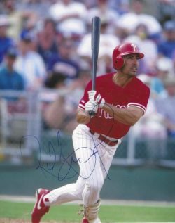 AUTOGRAPHED RUBEN AMARO, JR 8x10 Philadelphia Phillies Photo