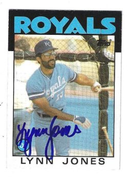 Autographed LYNN JONES Kansas City Royals 1986 Topps Card
