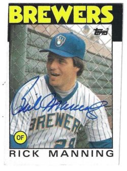 Autographed RICK MANNING Milwaukee Brewers 1986 Topps Card