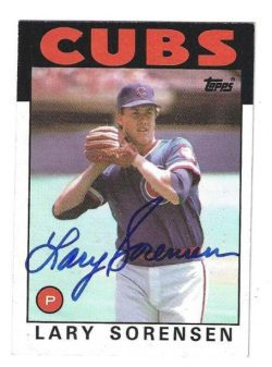 Autographed LARY SORENSEN Chicago Cubs 1986 Topps Card