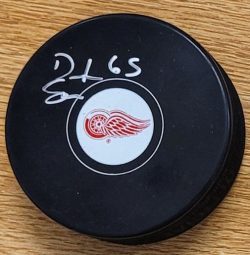 AUTOGRAPHED DOMINIK SHINE Detroit Red Wings Hockey Puck