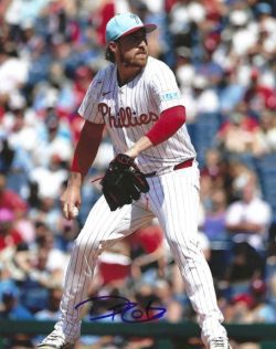 AUTOGRAPHED DANIEL ROBERT 8x10 Philadelphia Phillies Photo