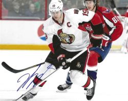 Autographed  Jason Spezza 8X10 Ottawa Senators Photo
