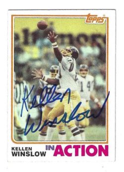 Autographed Kellen Winslow San Diego Chargers 1982 Topps Card