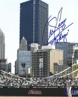 AUTOGRAPHED SEAN CASEY "the Mayor" 8X10 Pittsburgh Pirates photo