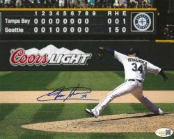 AUTOGRAPHED FELIX HERNANDEZ 8x10 Seattle Mariners Photo JSA