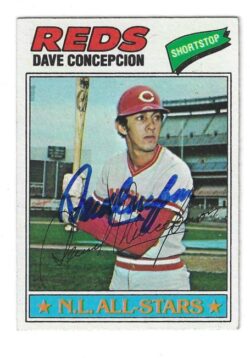 Autographed DAVE CONCEPCION Cincinnati Reds 1977 Topps Card