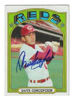 Autographed DAVE CONCEPCION Cincinnati Reds 1972 Topps Card