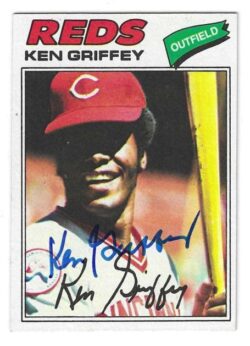 Autographed KEN GRIFFEY Cincinnati Reds 1977 Topps Card