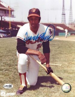 Autographed FRANK ROBINSON 8x10 Baltimore Orioles Photo JSA
