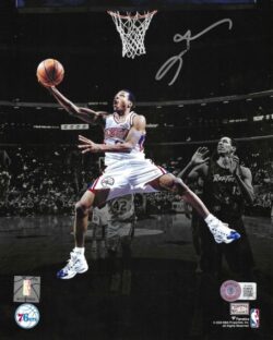AUTOGRAPHED ALLEN IVERSON 8X10 Philadelphia 76ers photo Beckett
