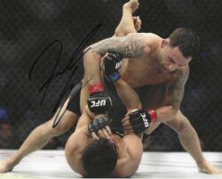 Autographed FRANKIE EDGAR UFC MMA 8x10 Photo