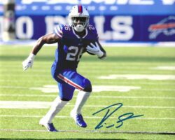 Autographed DEVIN SINGLETARY 8X10 Buffalo Bills Photo