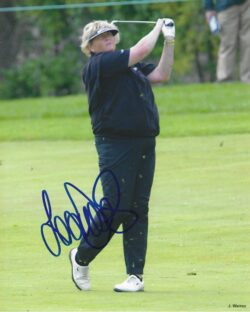 Autographed LAURA DAVIES 8x10 LPGA Photo