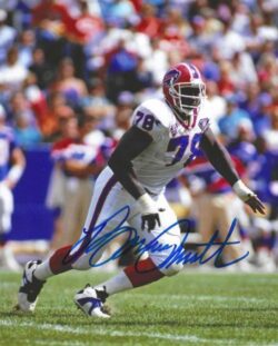 Autographed BRUCE SMITH 8X10 Buffalo Bills Photo